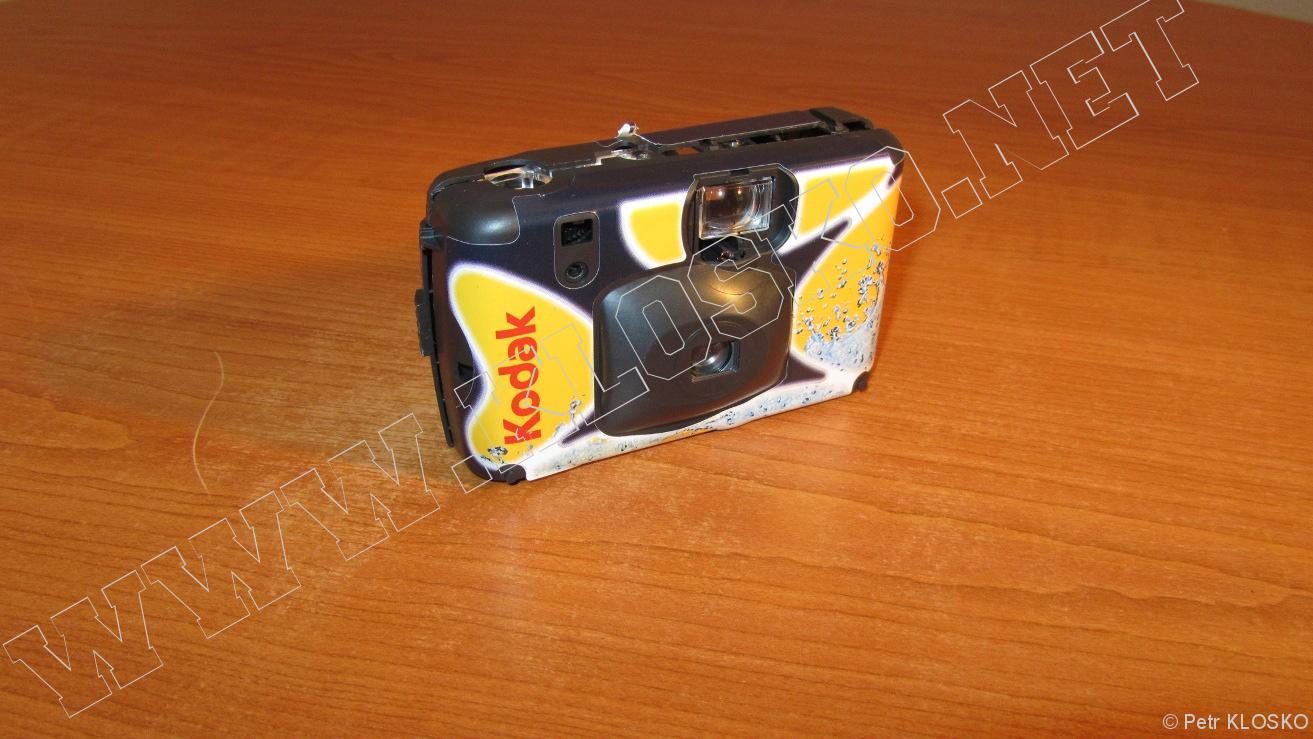 Detail - Dďż˝rkovďż˝ komora aneb Pinhole Camera - Demontďż˝ jednorďż˝zovky