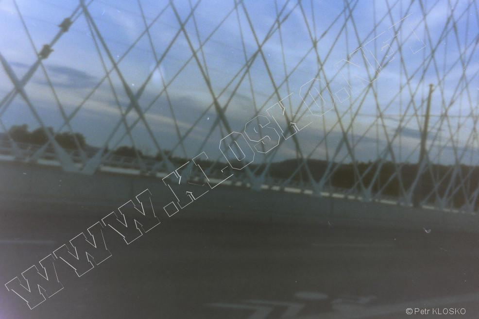Detail - D�rkov� komora - fotky XIII - Trojsk� most p�i z�padu slunce