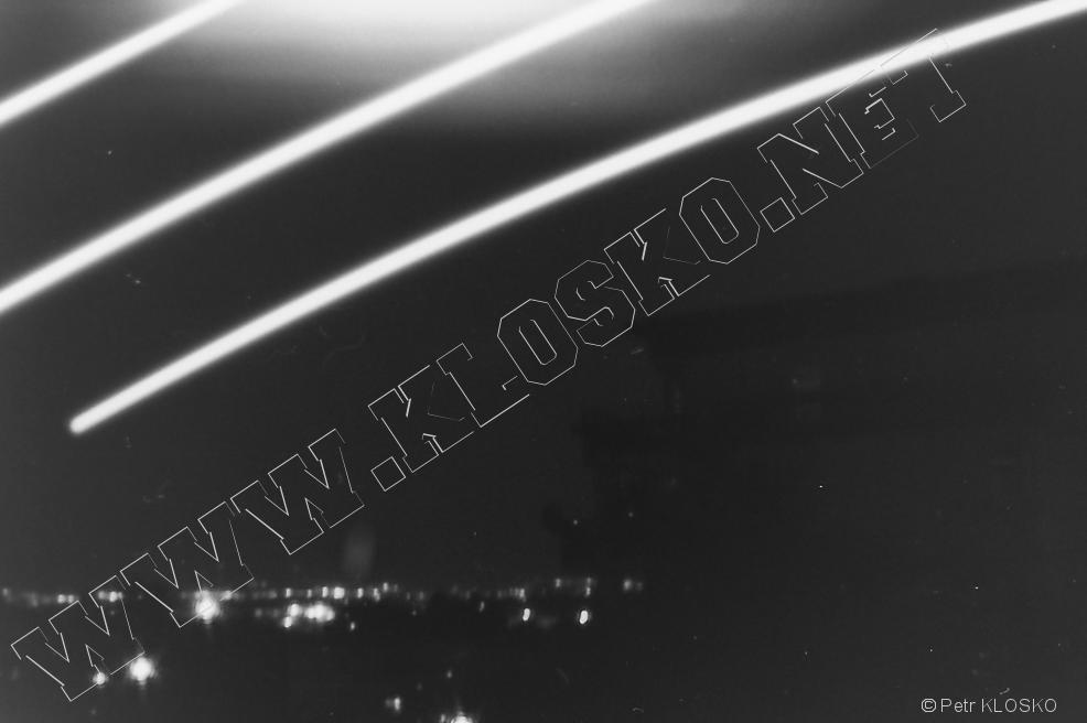 Detail - D�rkov� komora - fotky XXIV - M�s�c nad Prahou