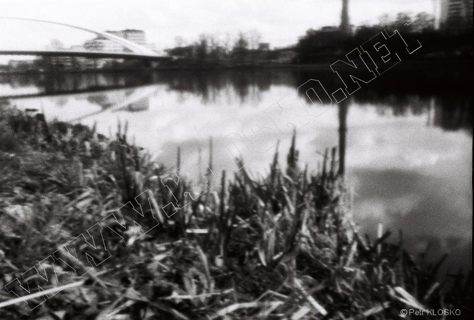 Detail - Trojsk� most a Vltava