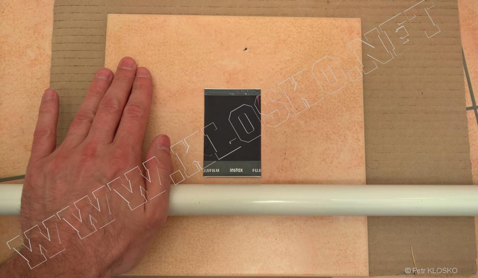Detail - Sv�tov� den d�rkov� fotografie 2016 - How to develop instant film
